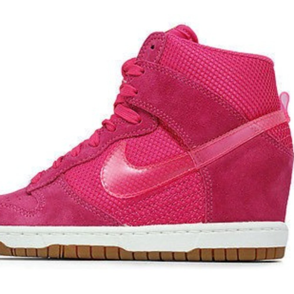 Nike Women's Nike Dunk Sky Hi - Size 9